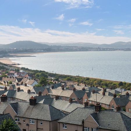 فيلا Windy Ridge Terrace With Beautiful Sea Views, North Wales Coast Old Colwyn المظهر الخارجي الصورة